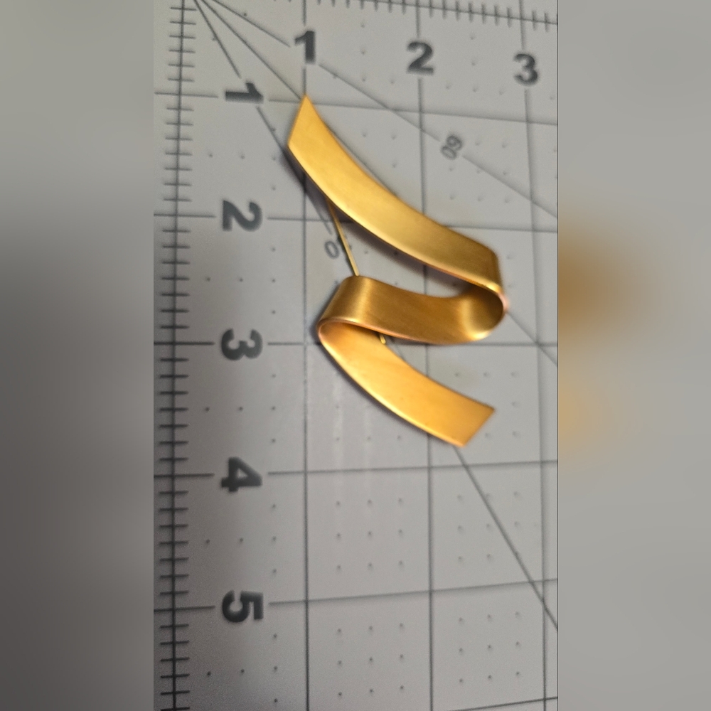 Monet Gold-Tone Ribbon Brooch - Picture 5 of 5